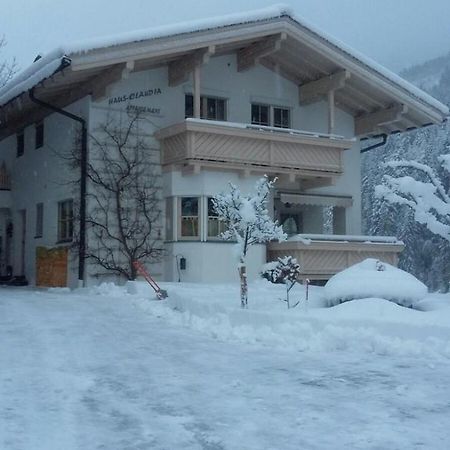 Haus-Claudia Lägenhet Viehhofen Exteriör bild