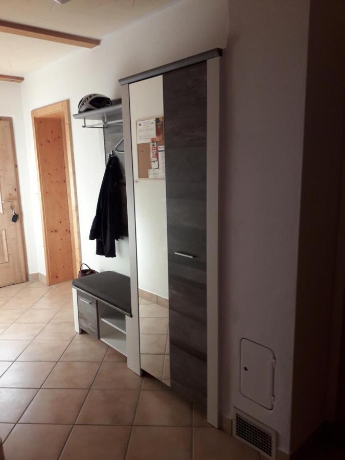 Haus-Claudia Lägenhet Viehhofen Exteriör bild
